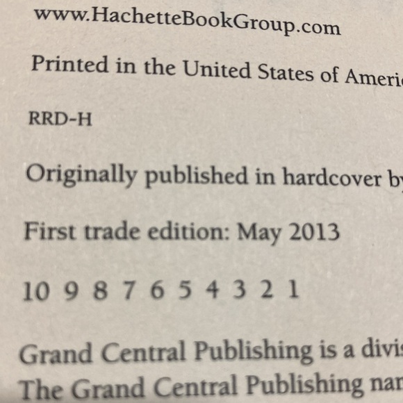 Paperback Bestseller Zoo by James Patterson - Picture 7 of 8